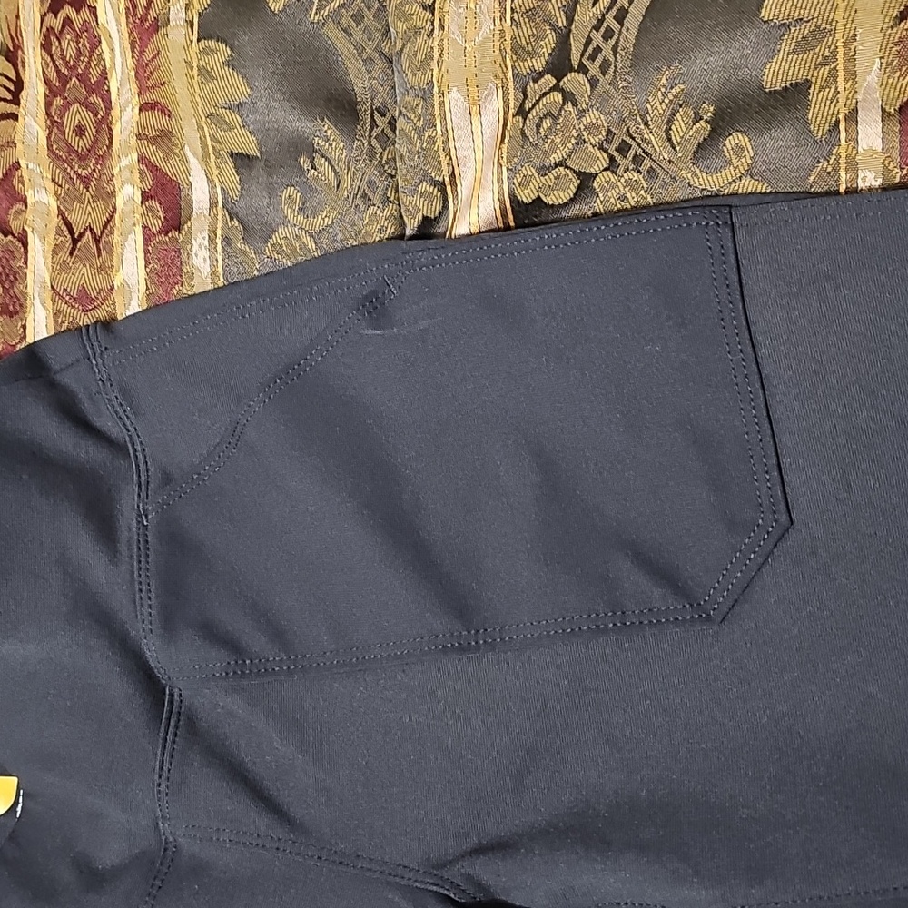 Carhartt Black Leggings with Durable Fabric and Utility Style - Picture 6 of 12